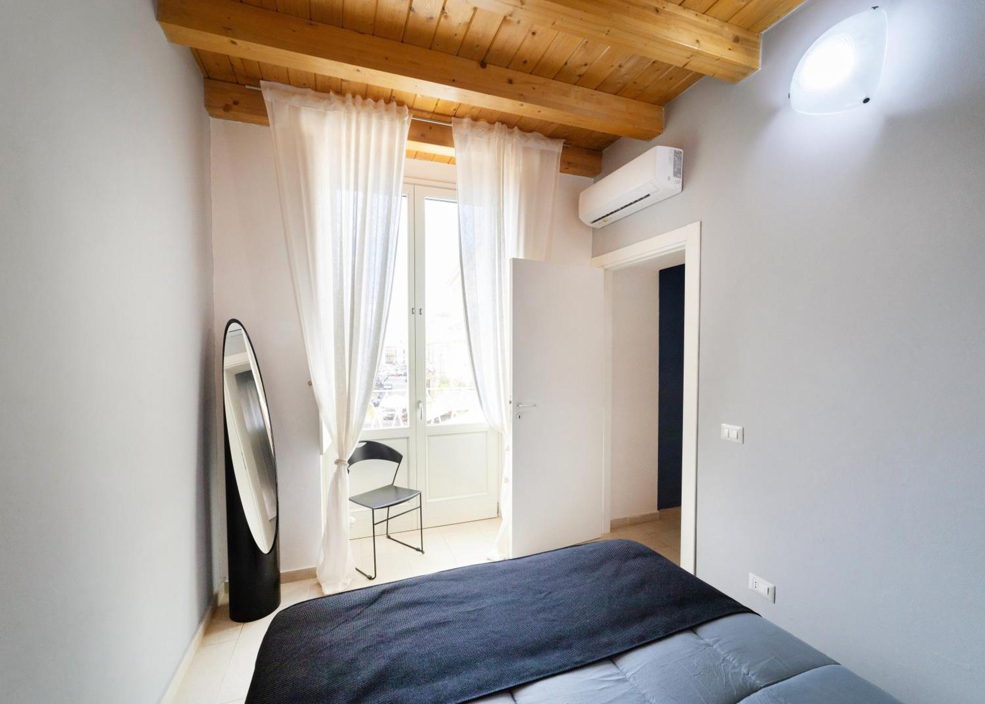 Arco Del Mercato Apartment Сиракузы Экстерьер фото